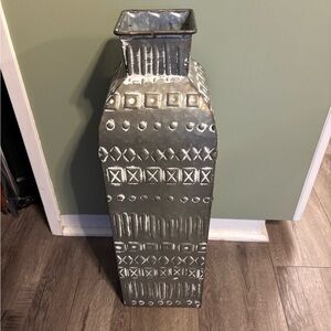 Geometric Patterned Silver tin vase. Excellent condition